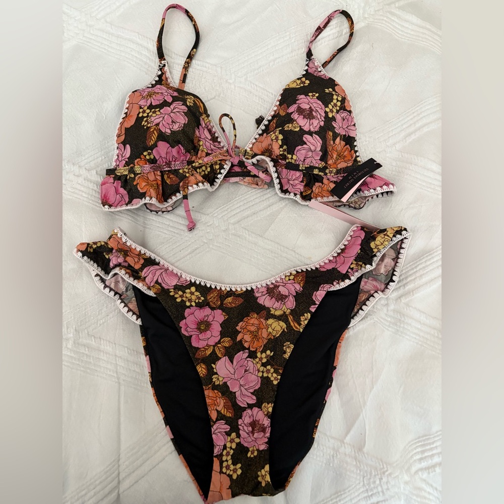 Bikini NWT floral bikini